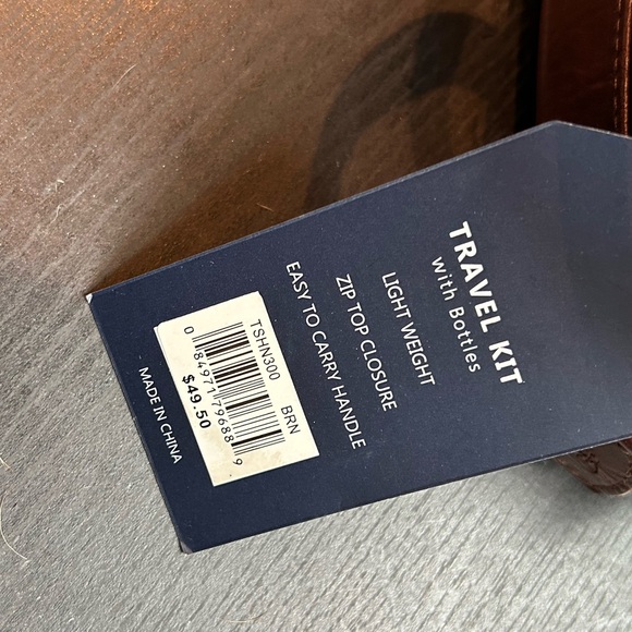 Original Penguin Leather Dopp Kit with 2 Compartments - Picture 7 of 8